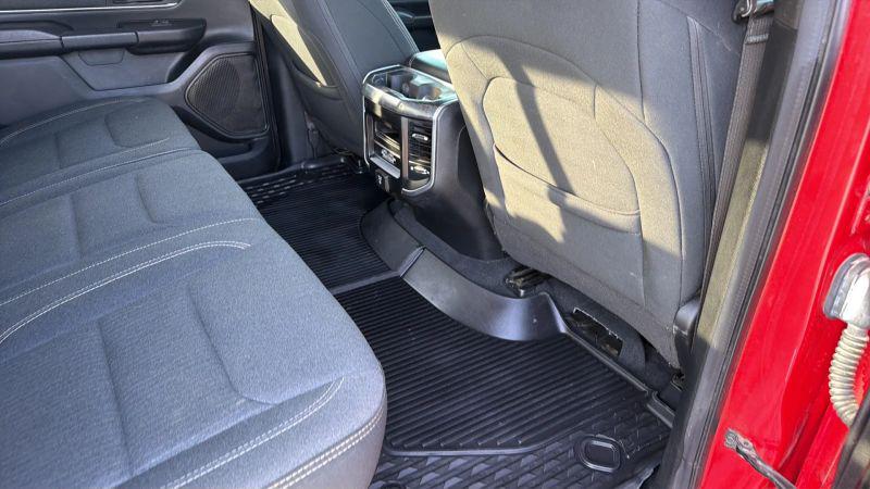 2019 Ram 1500 Big Horn/Lone Star Crew Cab 4x4 57 Box