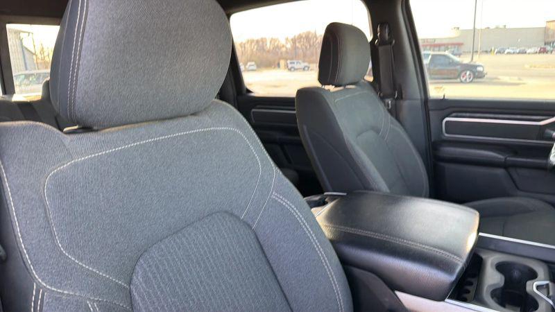 2019 Ram 1500 Big Horn/Lone Star Crew Cab 4x4 57 Box