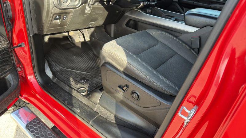 2019 Ram 1500 Big Horn/Lone Star Crew Cab 4x4 57 Box