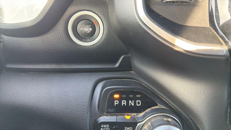 2019 Ram 1500 Big Horn/Lone Star Crew Cab 4x4 57 Box