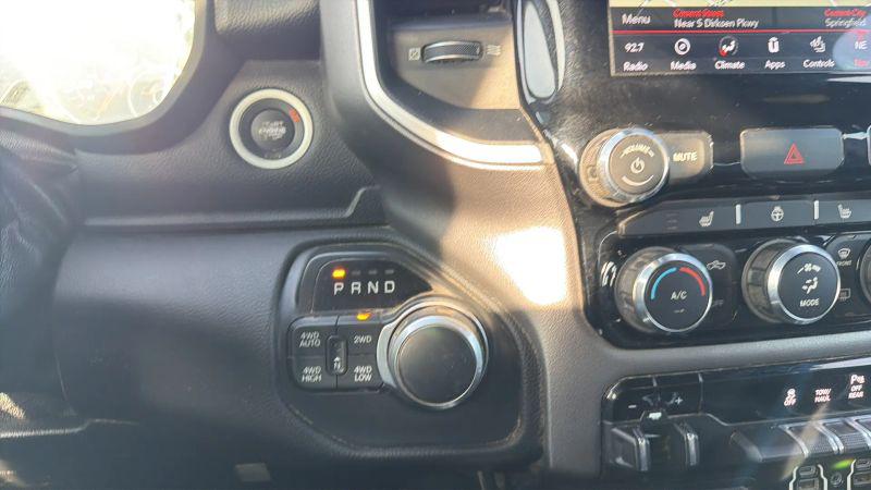 2019 Ram 1500 Big Horn/Lone Star Crew Cab 4x4 57 Box