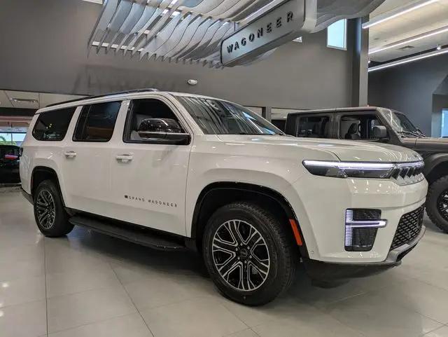 2026 Jeep Grand Wagoneer L 4x4