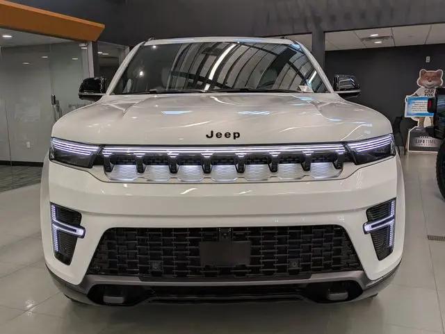 2026 Jeep Grand Wagoneer L 4x4