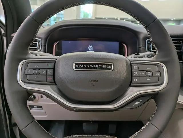 2026 Jeep Grand Wagoneer L 4x4