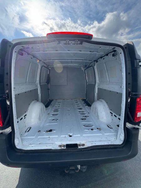 2016 Mercedes-Benz Metris Base