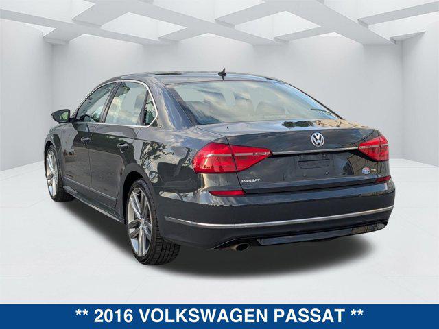 2016 Volkswagen Passat 1.8T R-Line