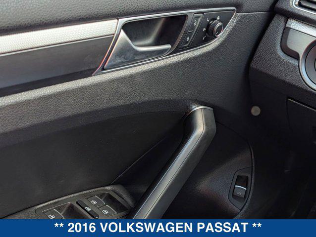 2016 Volkswagen Passat 1.8T R-Line
