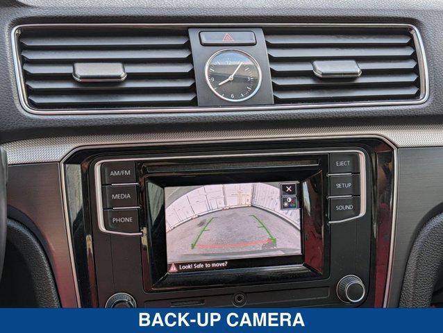 2016 Volkswagen Passat 1.8T R-Line