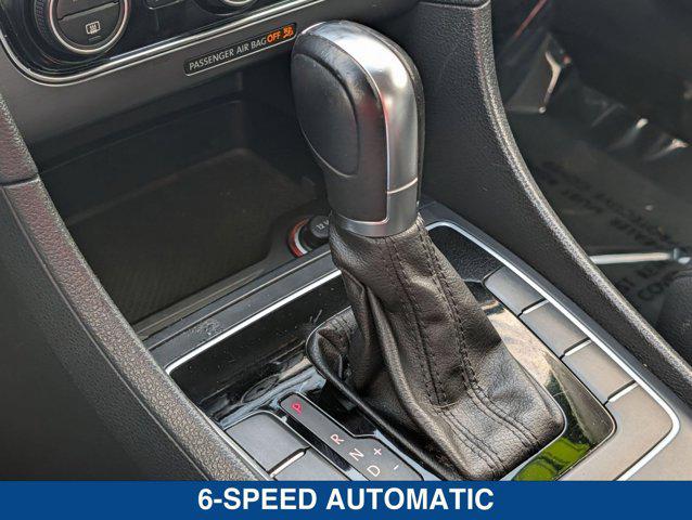 2016 Volkswagen Passat 1.8T R-Line