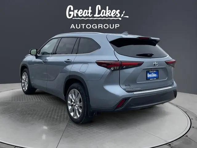 2024 Toyota Highlander Hybrid Limited
