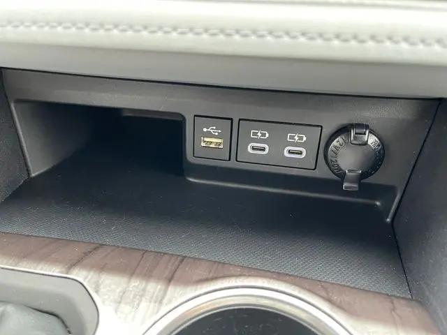 2024 Toyota Highlander Hybrid Limited