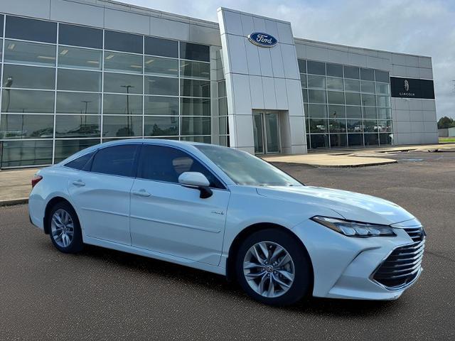 2021 Toyota Avalon XLE Hybrid