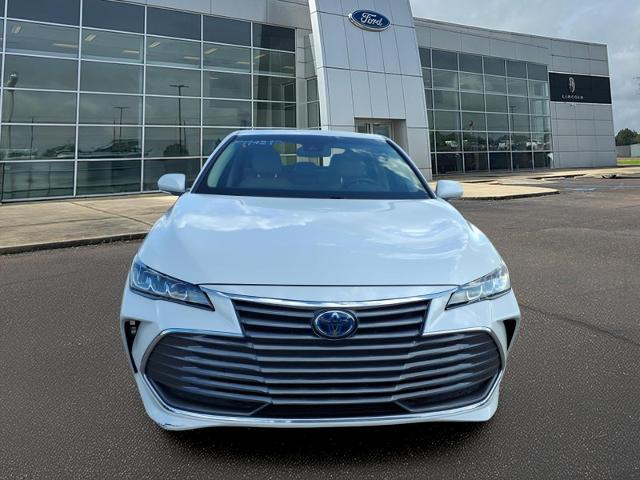 2021 Toyota Avalon XLE Hybrid