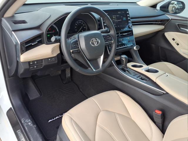 2021 Toyota Avalon XLE Hybrid