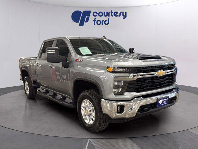2025 Chevrolet Silverado 2500HD 4WD Crew Cab Standard Bed LT for sale in Norfolk, NE