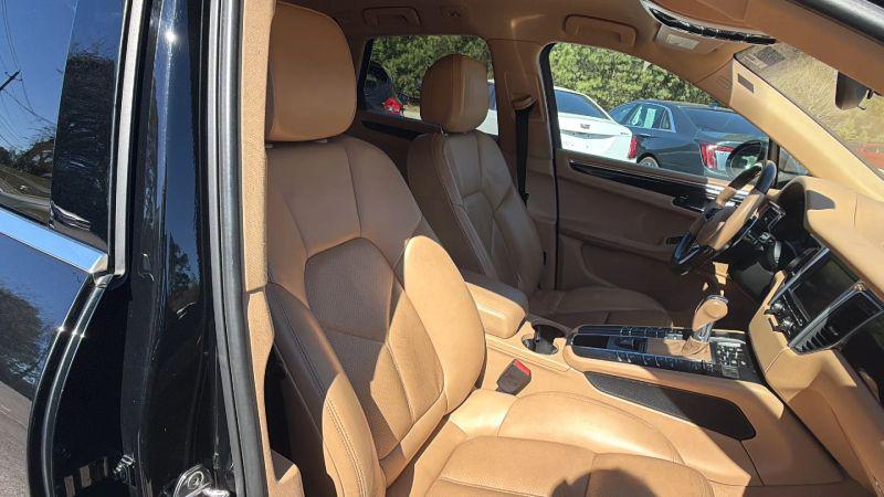 2015 Porsche Macan S