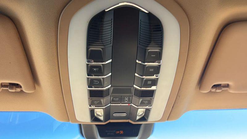 2015 Porsche Macan S