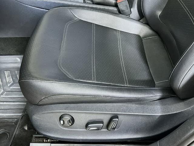 2016 Volkswagen Passat 1.8T SE