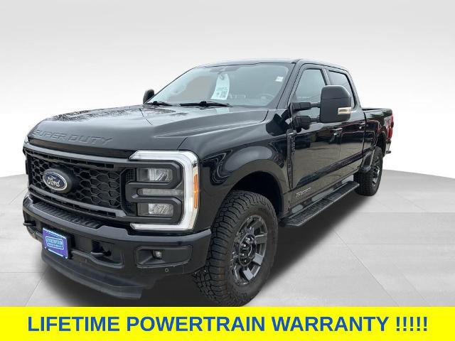 2023 Ford F-250 LARIAT for sale in Burlington, WI