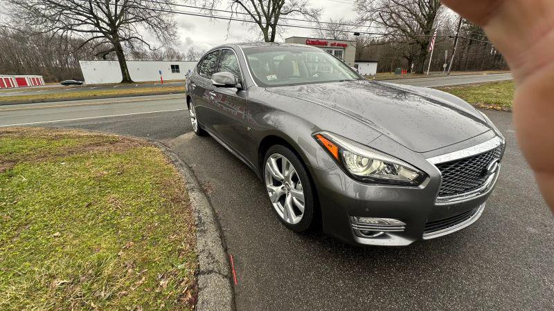 2017 INFINITI Q70L 3.7X
