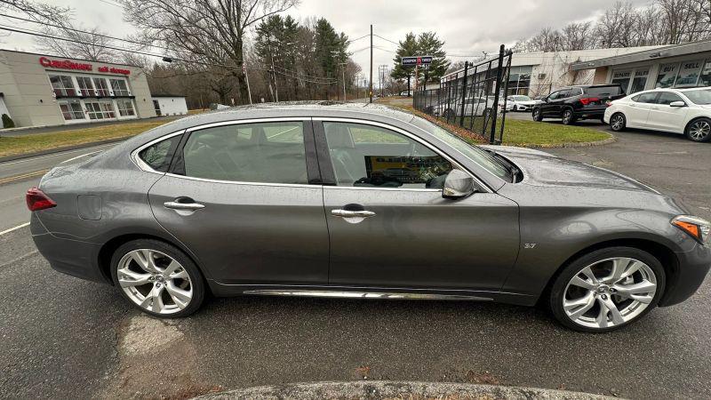2017 INFINITI Q70L 3.7X
