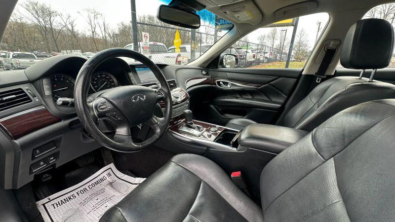 2017 INFINITI Q70L 3.7X