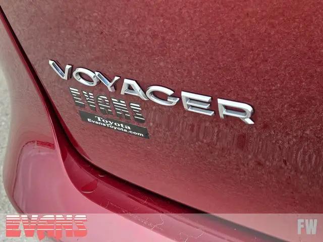 2020 Chrysler Voyager LX
