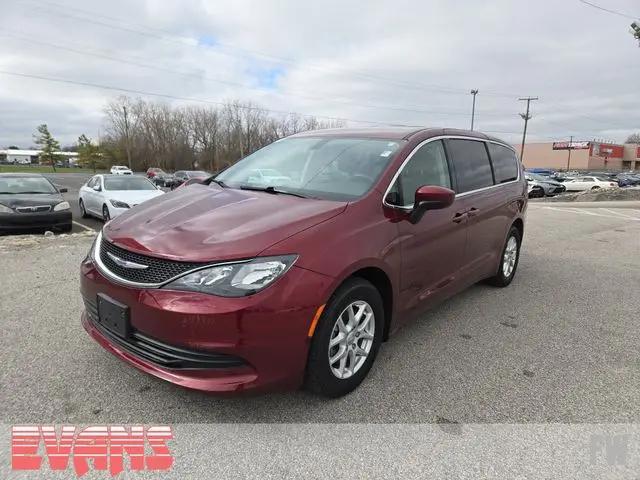 2020 Chrysler Voyager LX
