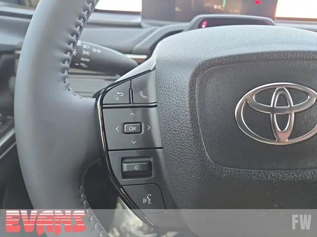 2026 Toyota C-HR XSE