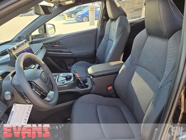 2026 Toyota C-HR XSE