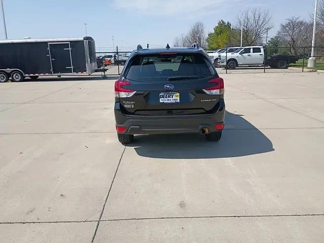 2022 Subaru Forester Premium