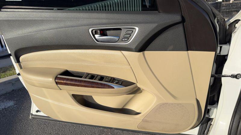 2019 Acura TLX Standard
