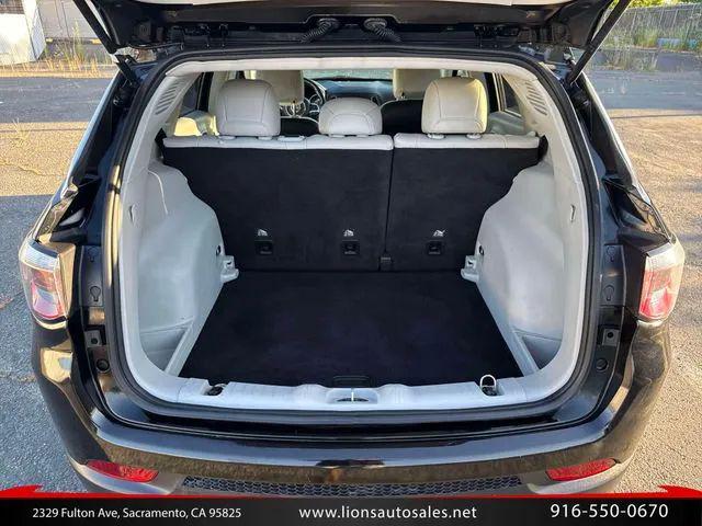 2019 Jeep Compass Latitude FWD