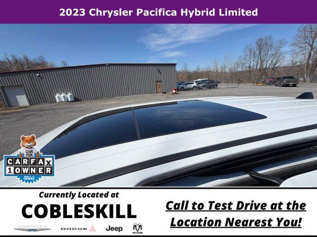 2023 Chrysler Pacifica Hybrid Limited