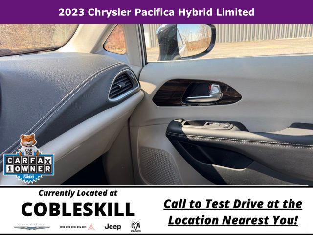 2023 Chrysler Pacifica Hybrid Limited