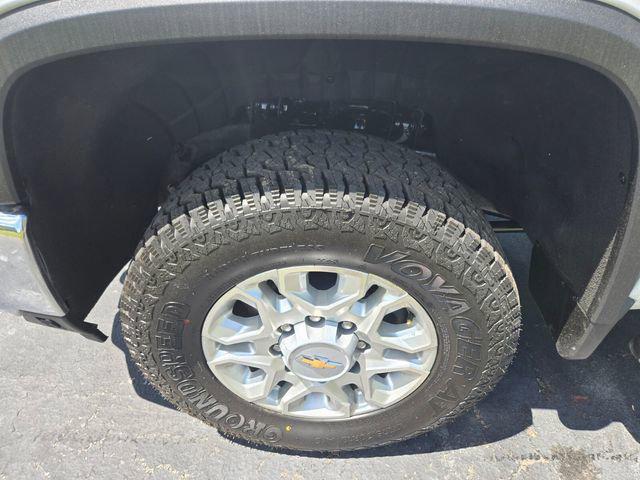 2025 Chevrolet Silverado 2500HD 4WD Crew Cab Standard Bed LT