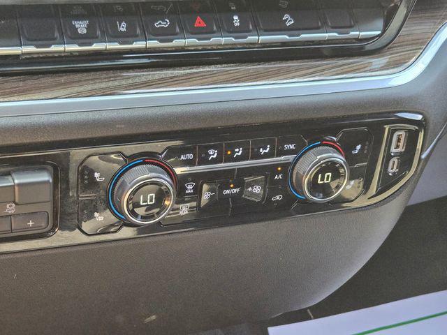 2025 Chevrolet Silverado 2500HD 4WD Crew Cab Standard Bed LT