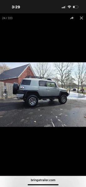 2010 Toyota FJ Cruiser Base