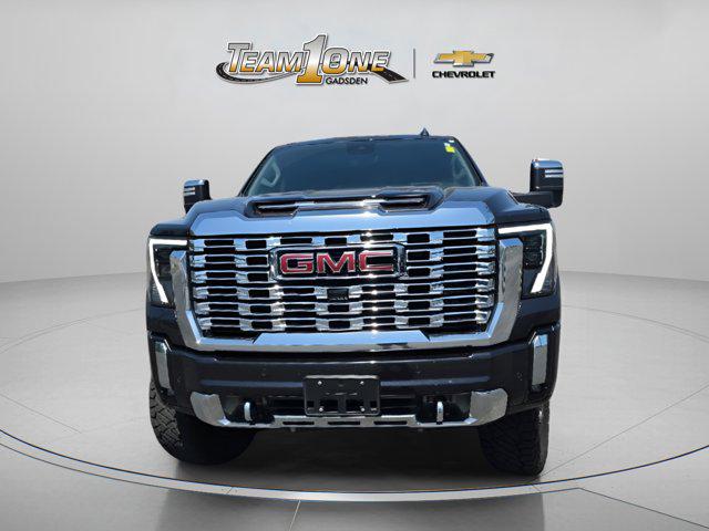 2024 GMC Sierra 2500HD 4WD Crew Cab Standard Bed Denali