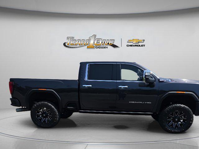 2024 GMC Sierra 2500HD 4WD Crew Cab Standard Bed Denali