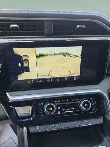 2024 GMC Sierra 2500HD 4WD Crew Cab Standard Bed Denali