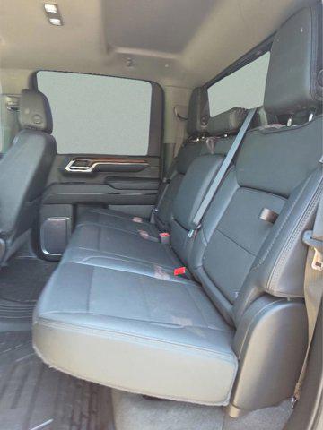 2024 GMC Sierra 2500HD 4WD Crew Cab Standard Bed Denali