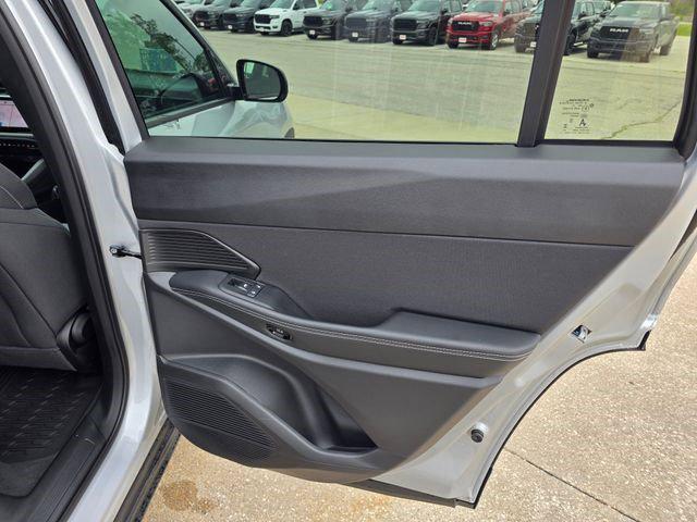 2026 Jeep Cherokee Laredo 4x4