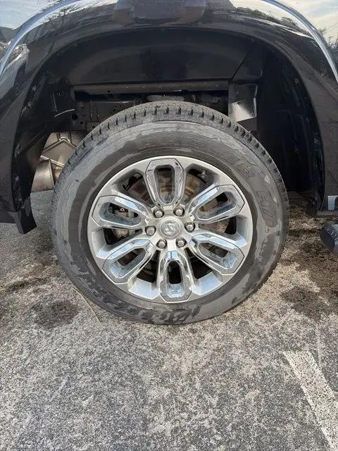 2022 Ram 1500 Laramie Crew Cab 4x4 5'7" Box