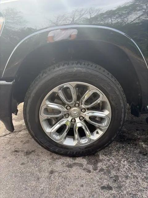 2022 Ram 1500 Laramie Crew Cab 4x4 5'7" Box