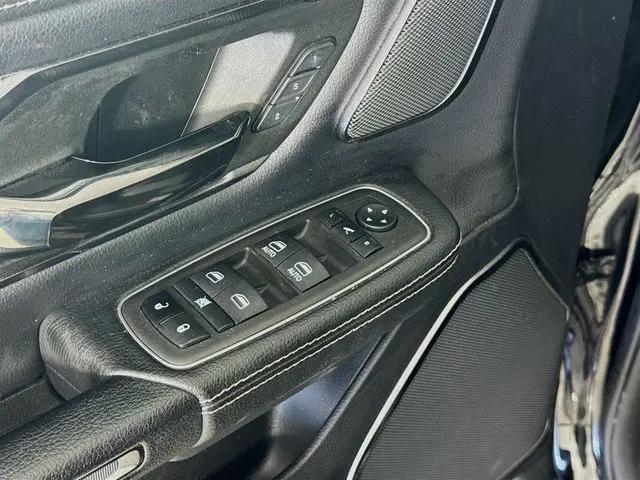 2022 Ram 1500 Laramie Crew Cab 4x4 5'7" Box