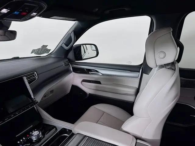 2025 Jeep Wagoneer 4x4