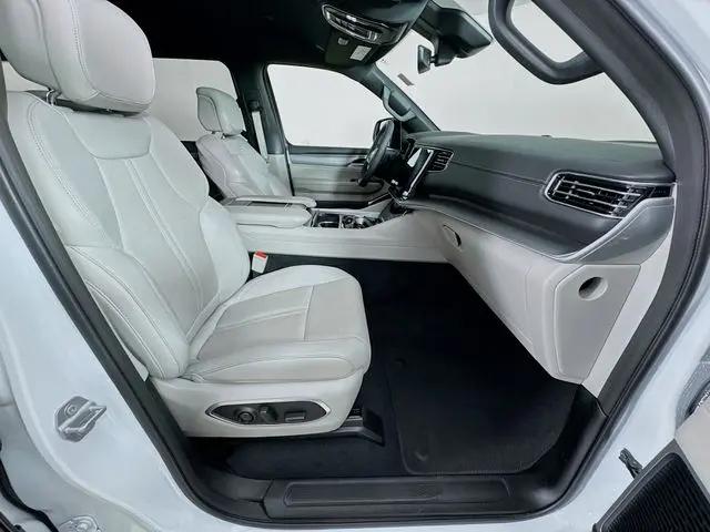 2025 Jeep Wagoneer 4x4