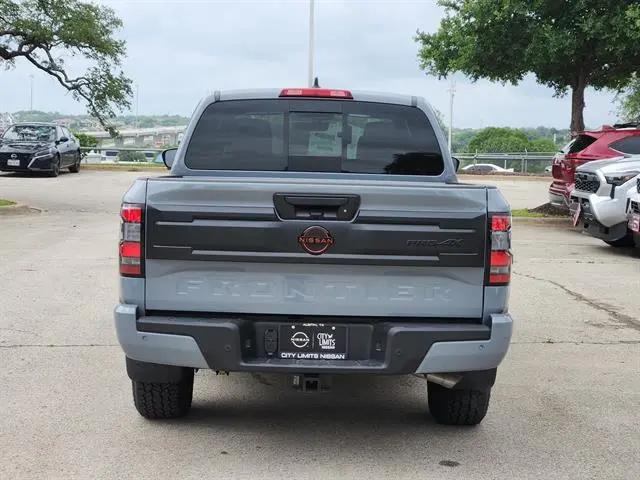 2026 Nissan Frontier Crew Cab PRO-4X 4x4