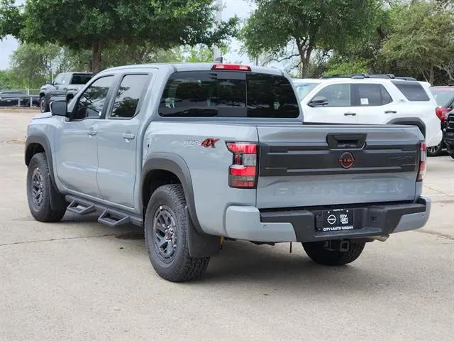 2026 Nissan Frontier Crew Cab PRO-4X 4x4